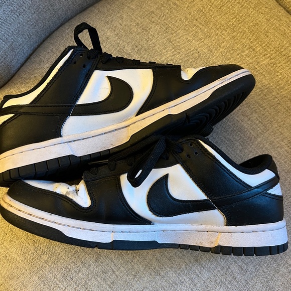 Nike - Panda Dunks - Picture 2 of 8